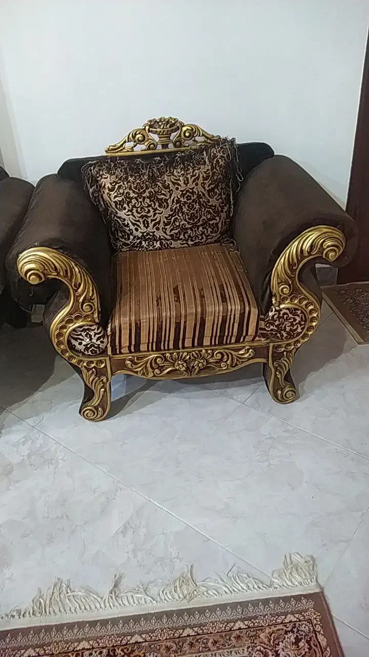 مبل نیمه سلطنتی|مبلمان خانگی و میز عسلی|قوچان, |دیوار