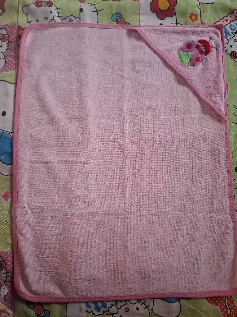 سرویس حوله نوزاد|کفش و لباس بچه|نوشهر, |دیوار