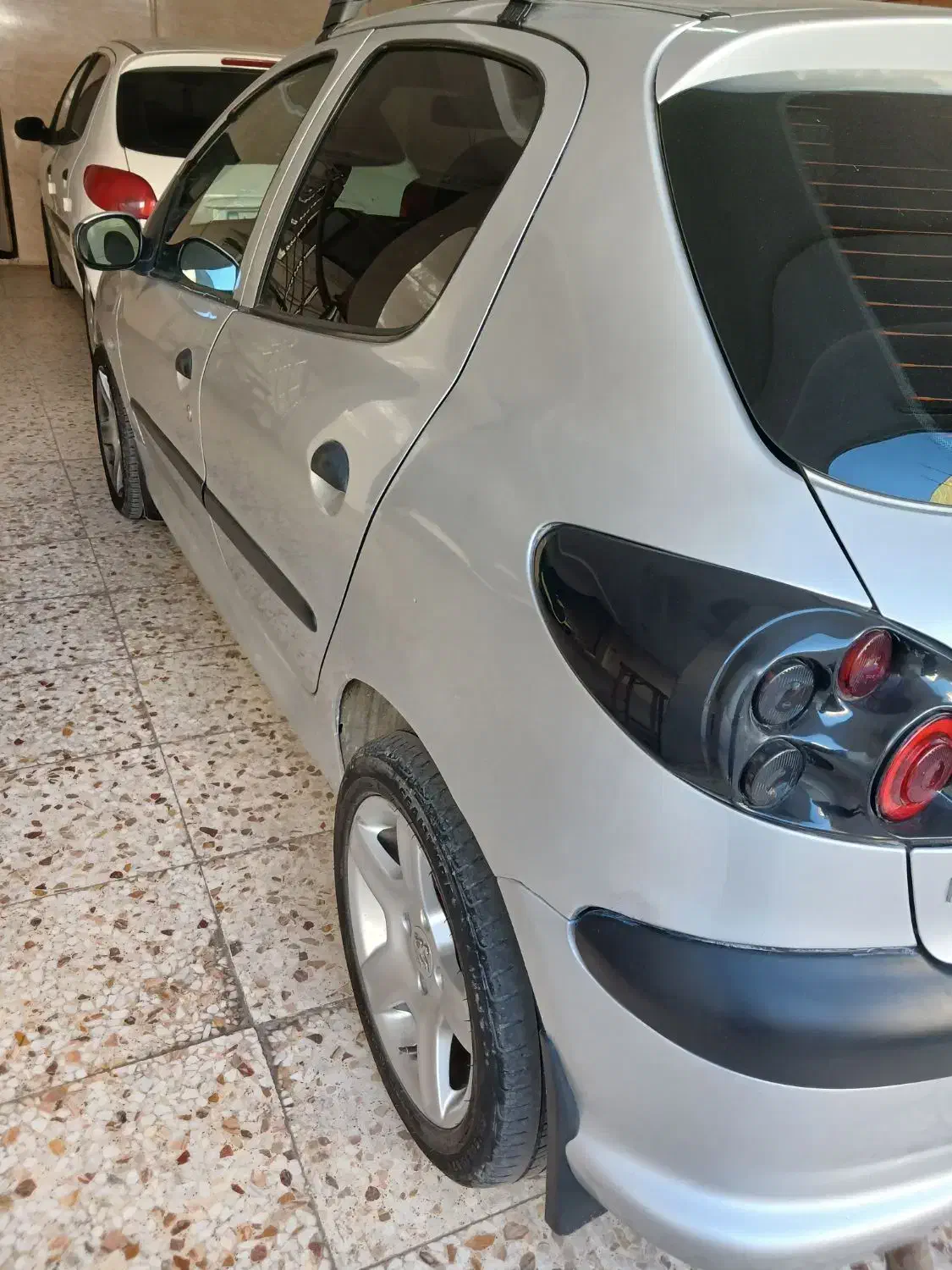 پژو۲۰۶مدل۸۸|خودرو سواری و وانت|رشت, فلسطین|دیوار