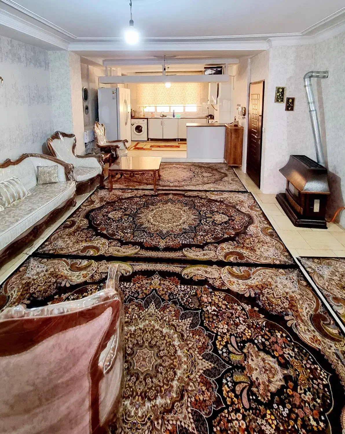 زیر قیمتِ واقعی 92 متر دلباز با پارکینگ و آسانسور|فروش آپارتمان|مشکین‌دشت, |دیوار