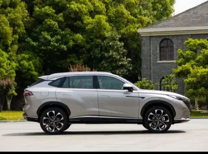 رووی روئوه|موتورسیکلت|ری, کارخانه سیمان|دیوار