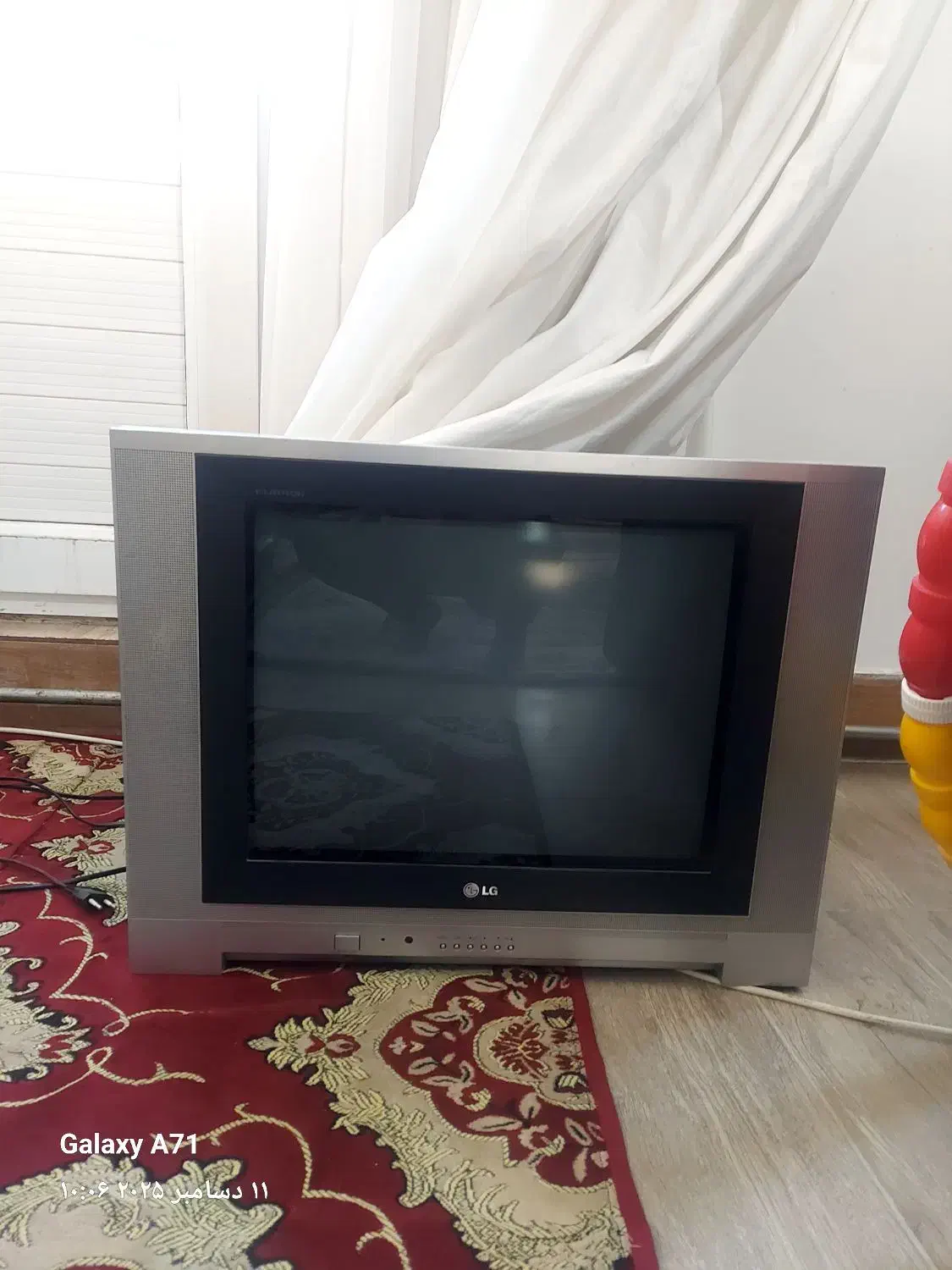 تلوییون|تلویزیون و پروژکتور|مشگین شهر, |دیوار