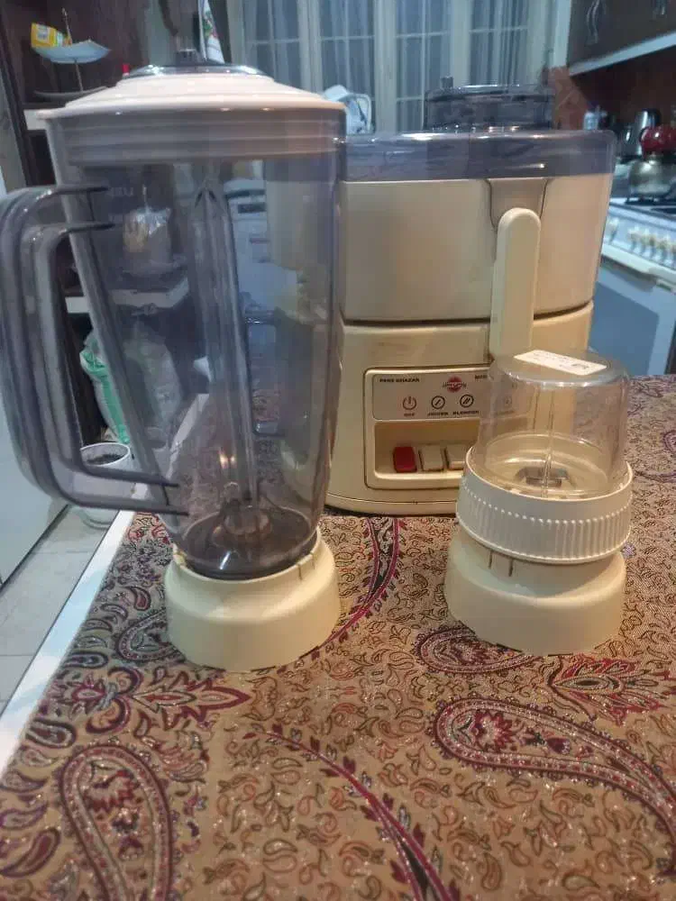 آبمیوه گیری ۳کاره|آبمیوه‌گیر و آب‌مرکبات‌گیر|رشت, چله خانه|دیوار