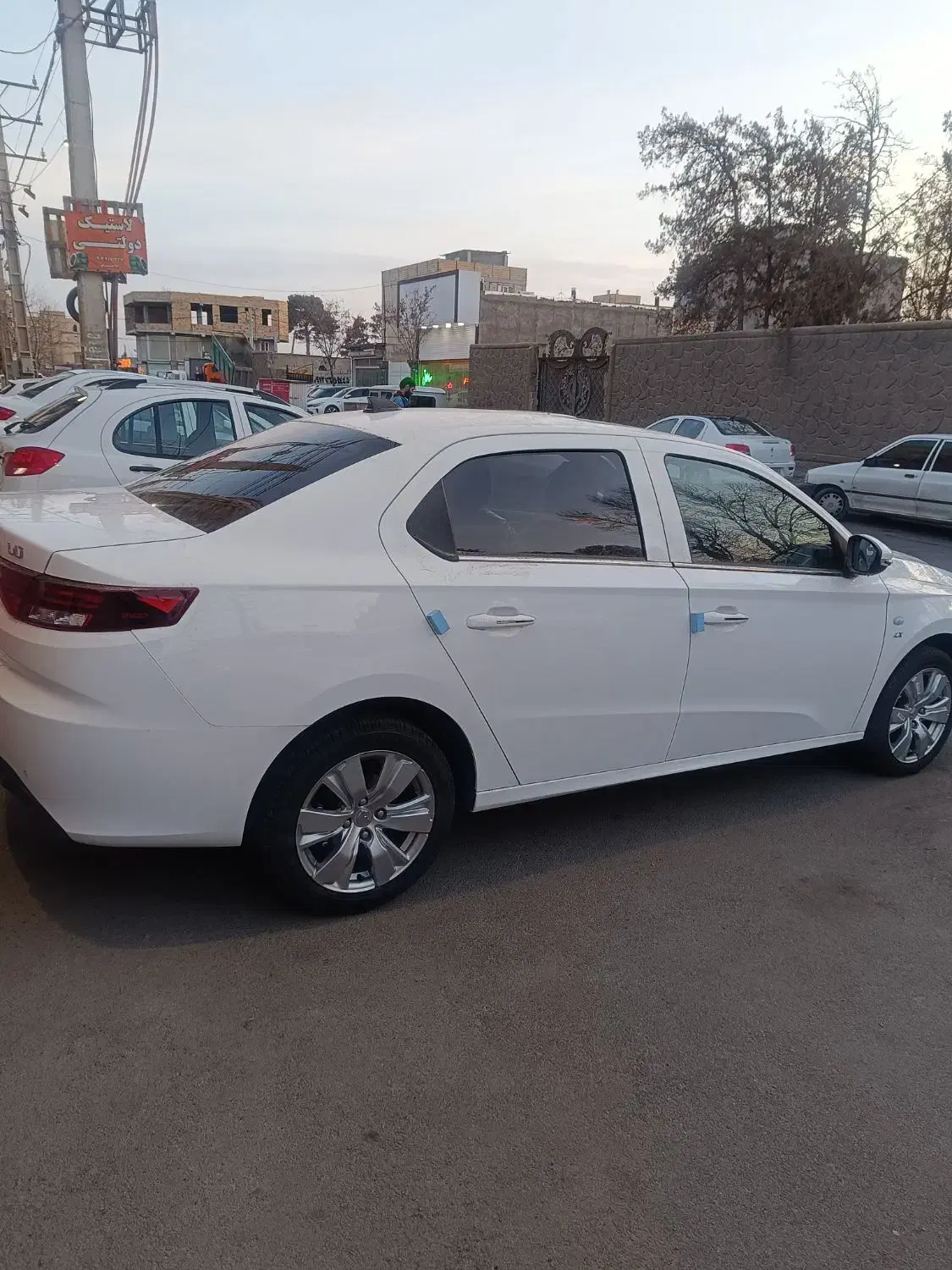 فروشنده|خودرو سواری و وانت|ماهدشت, |دیوار