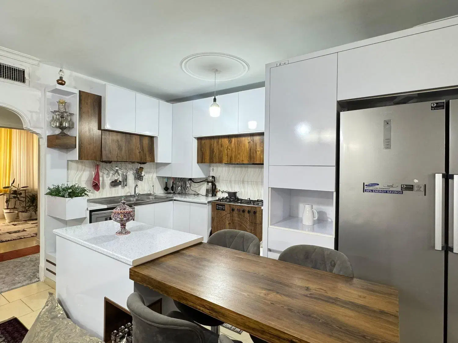 فروش آپارتمان ۹۰ متری|فروش آپارتمان|محلات, |دیوار