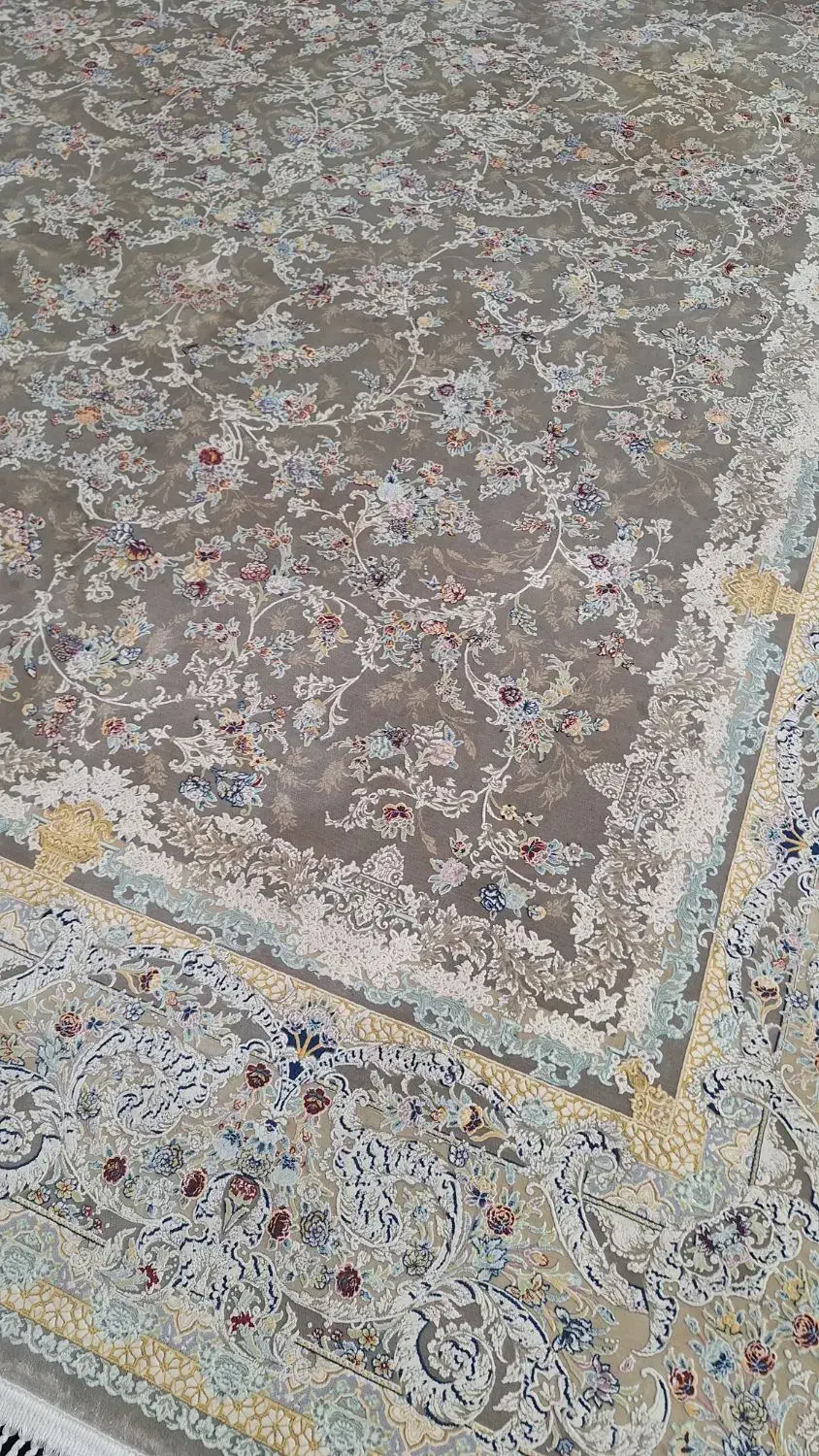 فرش بهاریه۹یه۶متری مشهد۱۵۰۰تراکم۴۵۰۰طوسی گلبرجسته|فرش|مشهد, وحید|دیوار