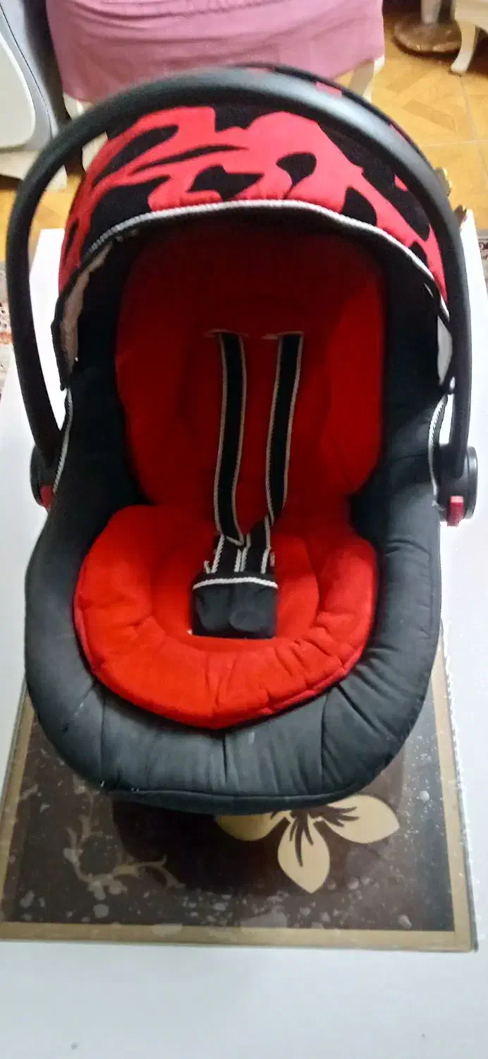 کریر|کالسکه و لوازم جانبی|اصفهان, مارچین|دیوار