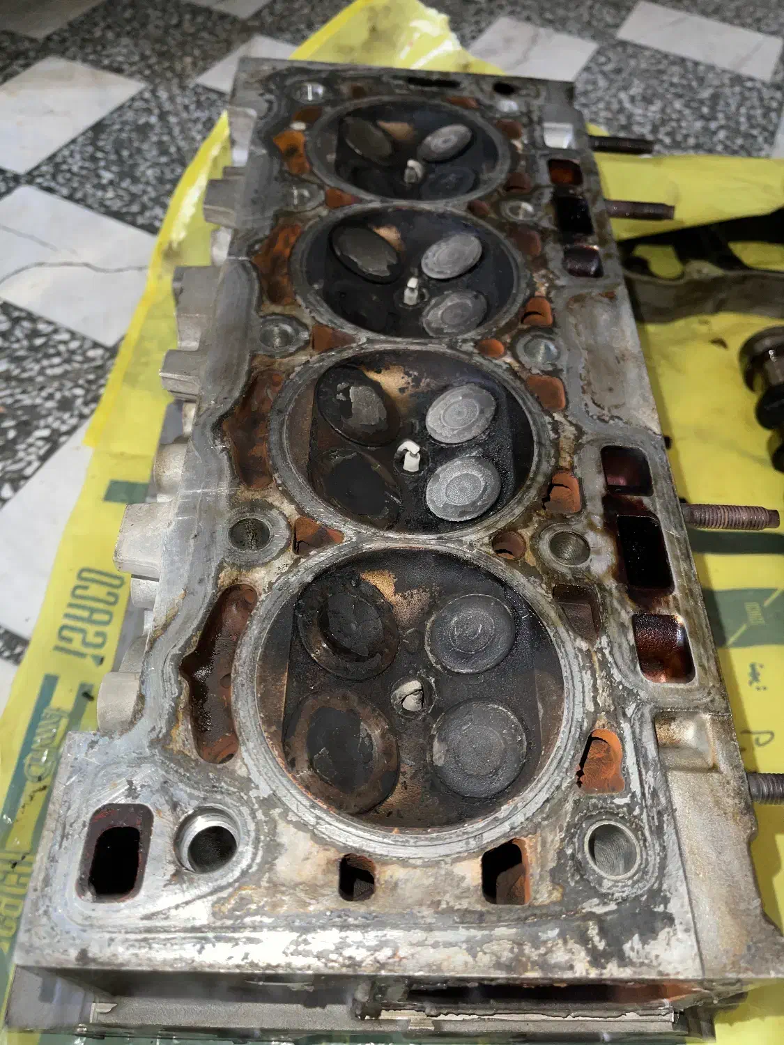 سرسیلندر کامل تیوفایو|قطعات یدکی و لوازم جانبی|قائم‌شهر, |دیوار