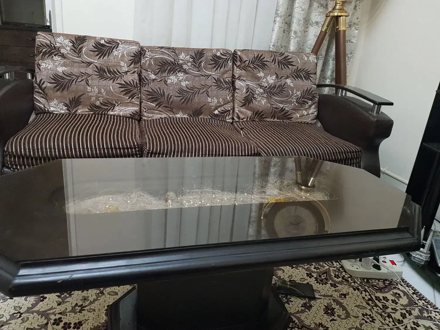 مبل ۷ نفره، میز نهارخوری ۴ نفره، میز تلویزیون|مبلمان خانگی و میز عسلی|تهران, جیحون|دیوار