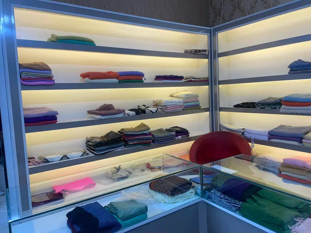 دکور فروشگاه پوشاک|فروشگاه و مغازه|کاشمر, |دیوار