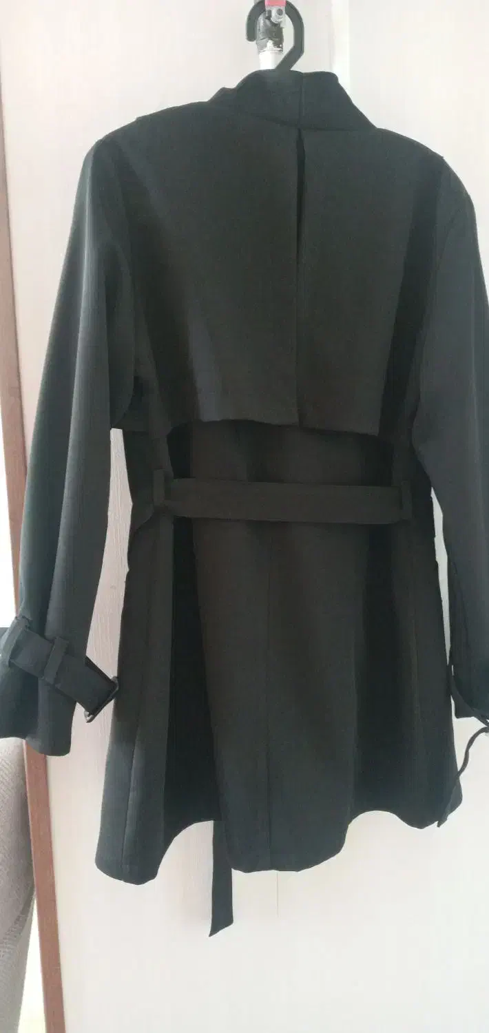 بارانی مشکی|لباس|ایلام, |دیوار