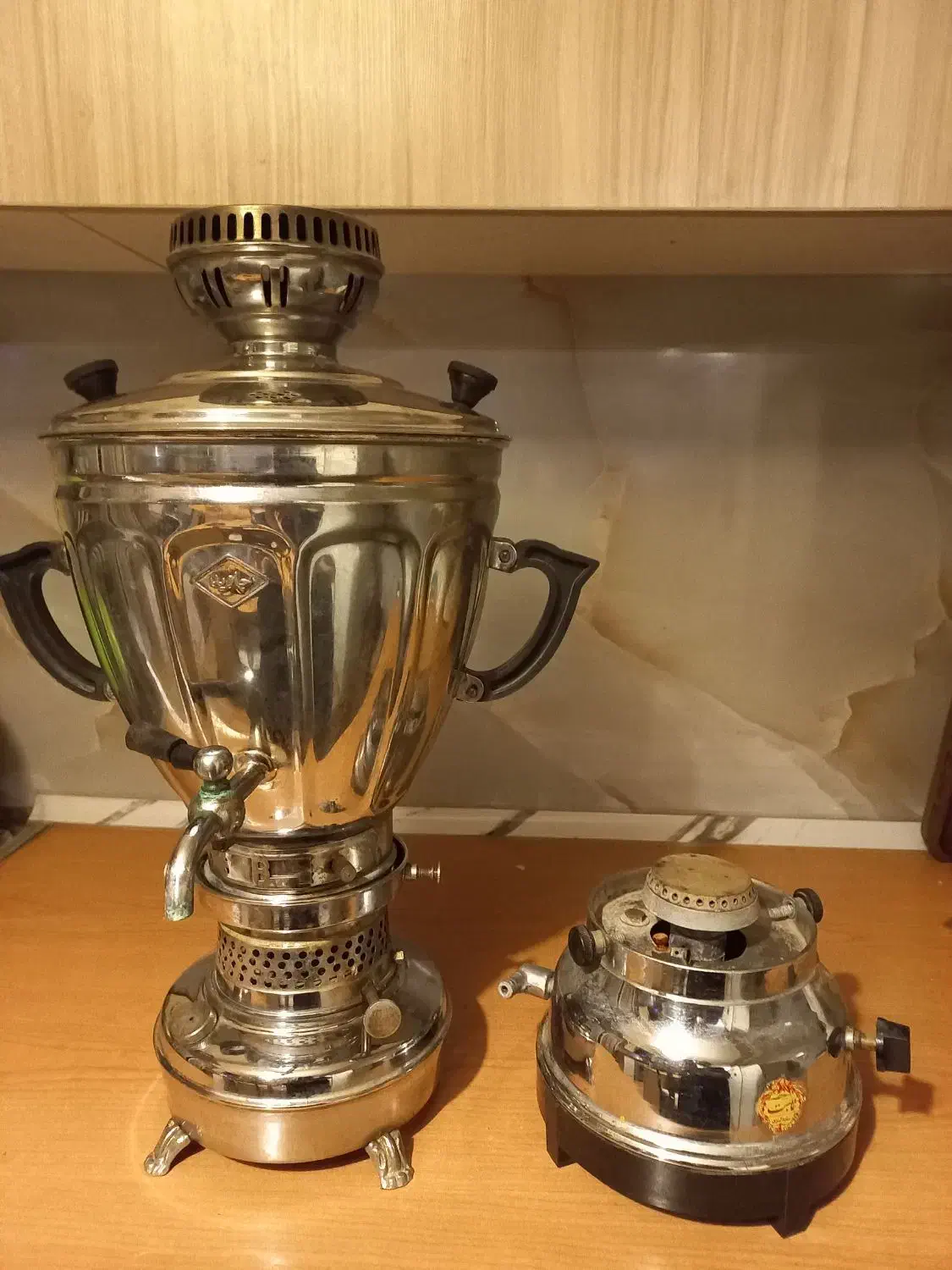 سماور نفتی با پایه گازی|سماور، چای‌ساز، قهوه‌ساز|گرگان, |دیوار