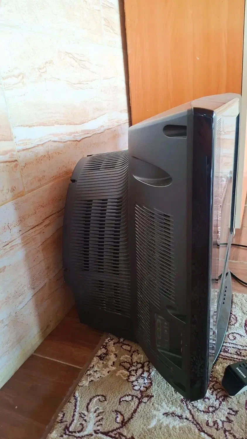 تلویزیون 21 اینچ|تلویزیون و پروژکتور|بندر انزلی, بشمن|دیوار