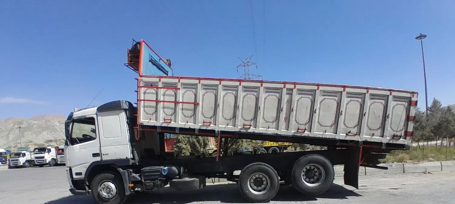 اف ام ۹دهچرخ ۸۶|خودرو سنگین|آشخانه, |دیوار