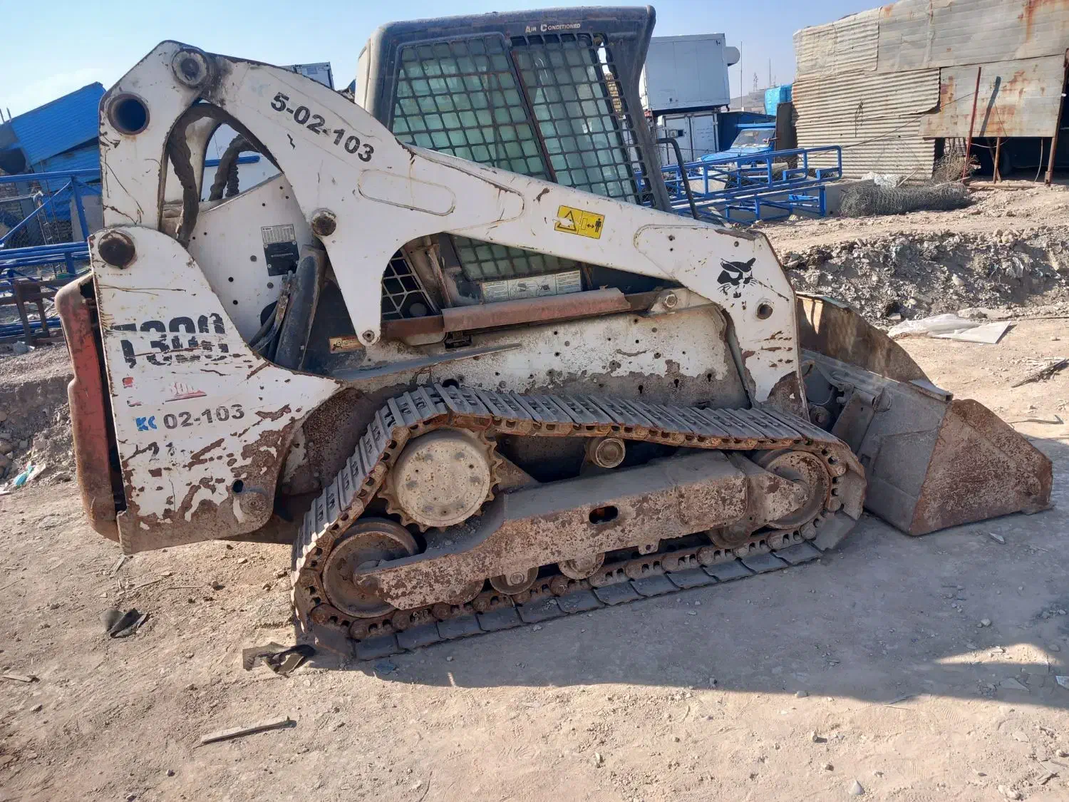 بابکت t300|خودرو سنگین|رباط‌کریم, رباط‌کریم|دیوار