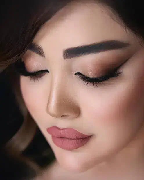 میکاپ با قیمت استثنایی فقط 100|خدمات آرایشگری و زیبایی|قم, سراجه|دیوار
