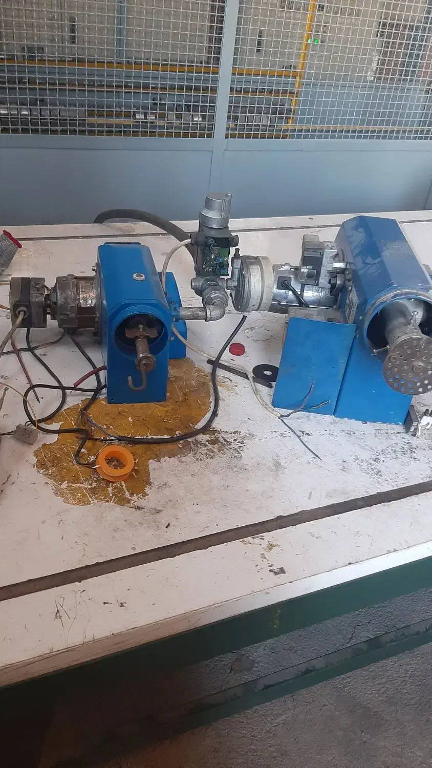 نصب و تعمیر انواع مشعل های گازی و گازوئیلی|خدمات پیشه و مهارت|بجنورد, |دیوار