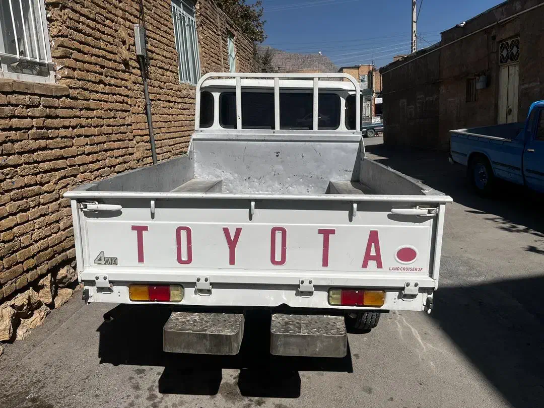 تویوتا تک کابین مدل۱۹۸۳|خودرو سواری و وانت|اصفهان, دانشگاه اصفهان|دیوار