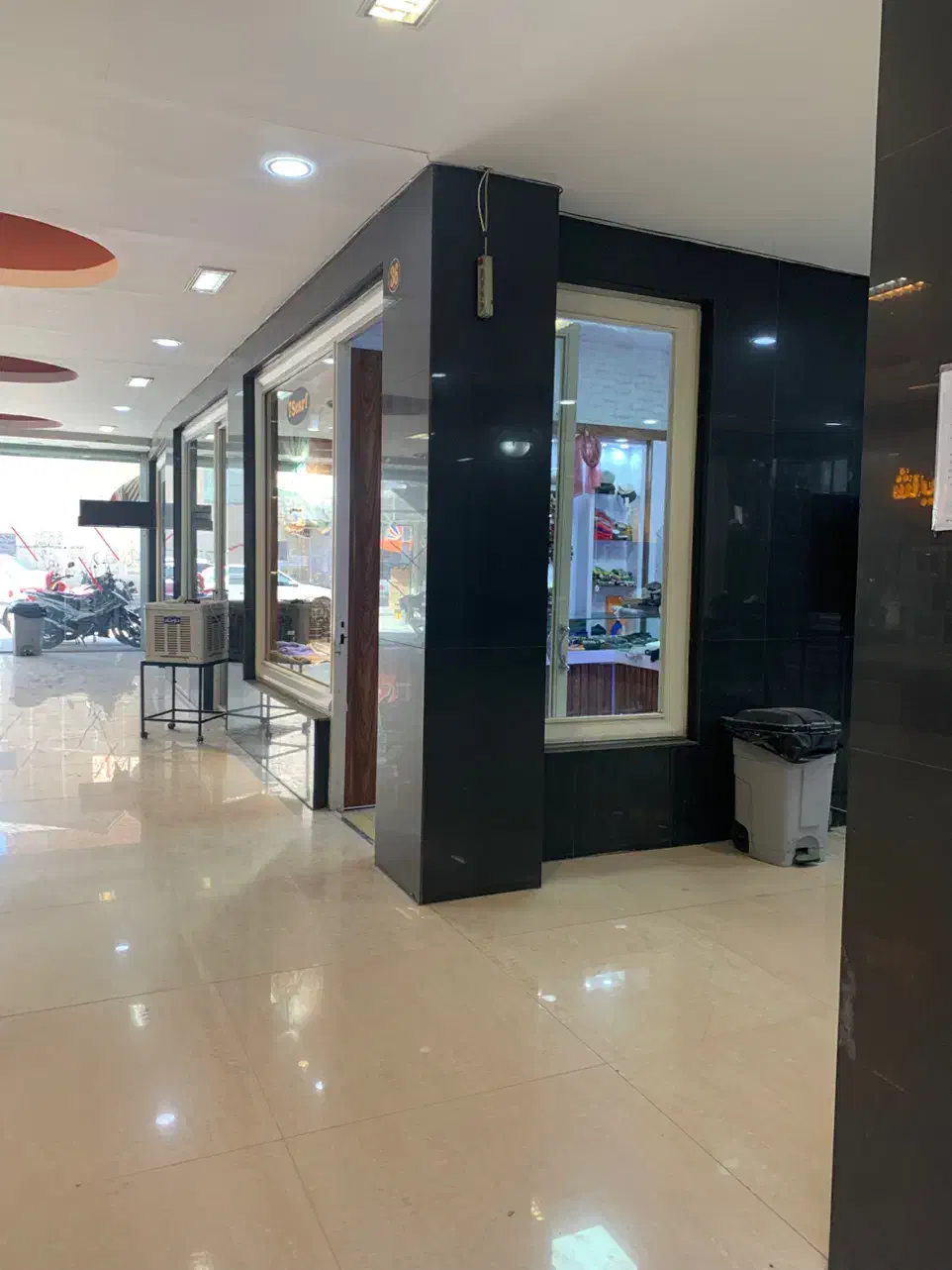 فروش مغازه در بهترین نقطه شهر|فروش مغازه و غرفه|مراغه, |دیوار