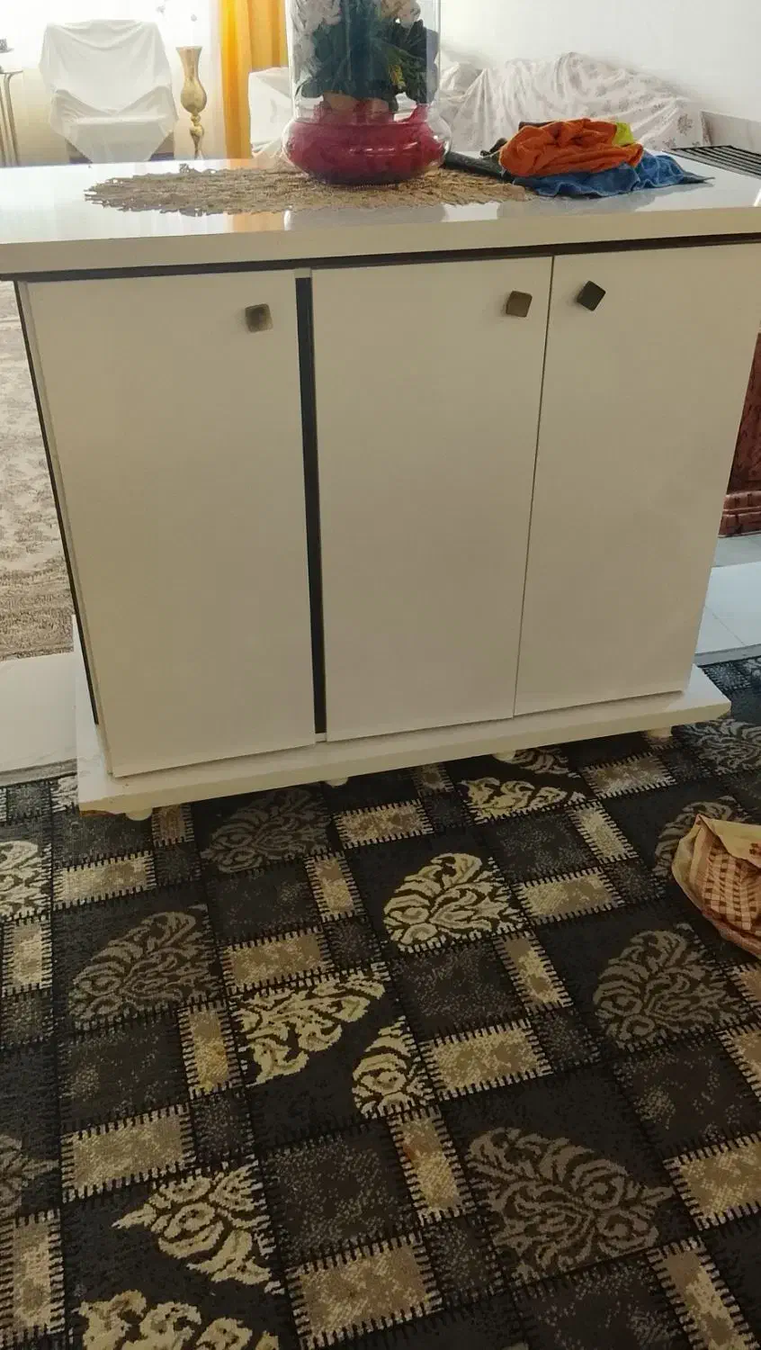 جزیره|آبچکان و نظمدهنده ظروف|تربتحیدریه, بالا ولایت|دیوار