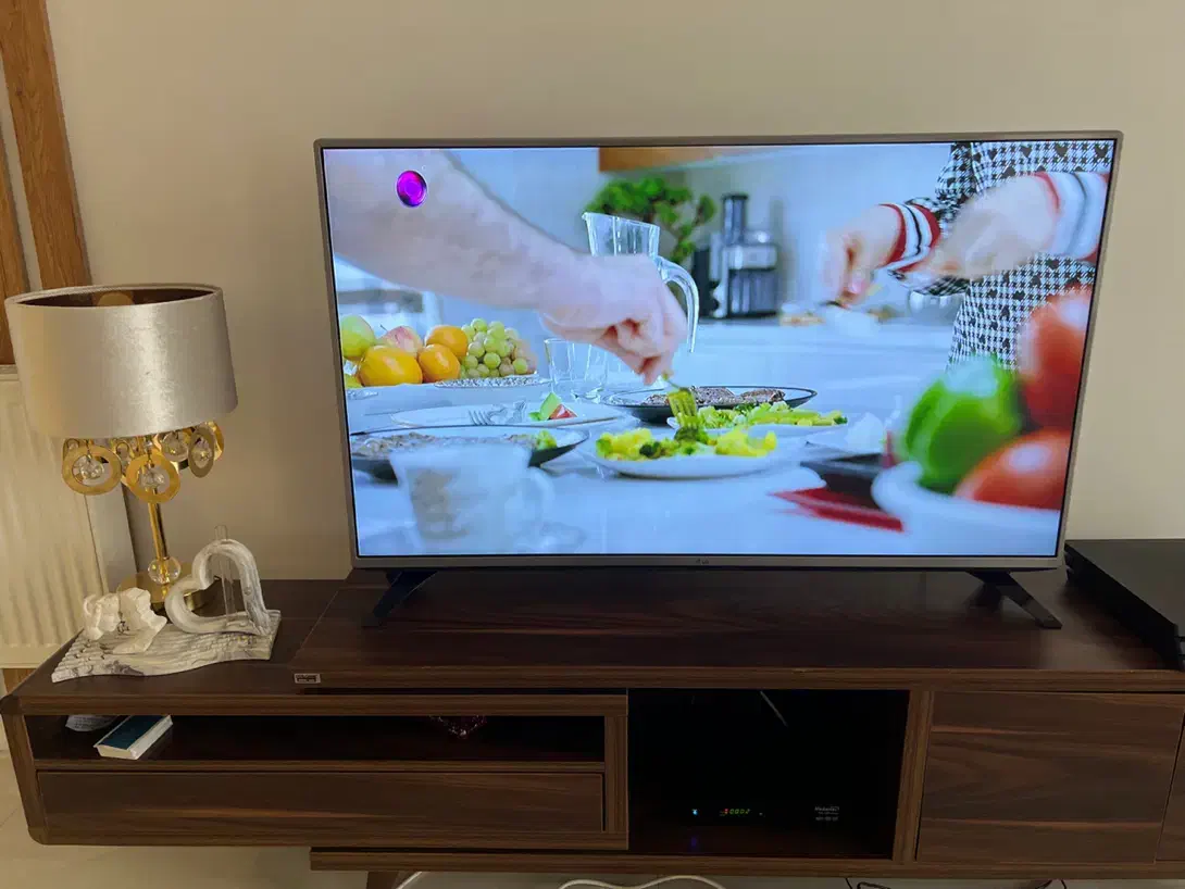 تلویزیون ال ای دی الجی ۴۹اینچ|تلویزیون و پروژکتور|ارومیه, |دیوار