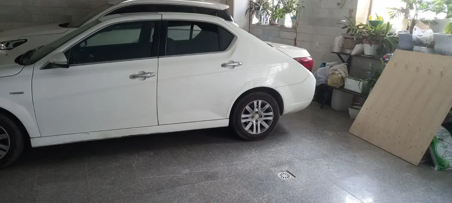 دنا پلاس مدل ۹۷ ساندروف دار|خودرو سواری و وانت|شهریار, شهرک امیریه|دیوار