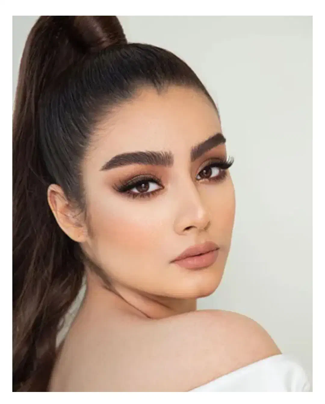 انواع میکاپ تخصصی ٪ تخفیف یلدا|خدمات آرایشگری و زیبایی|سنندج, |دیوار