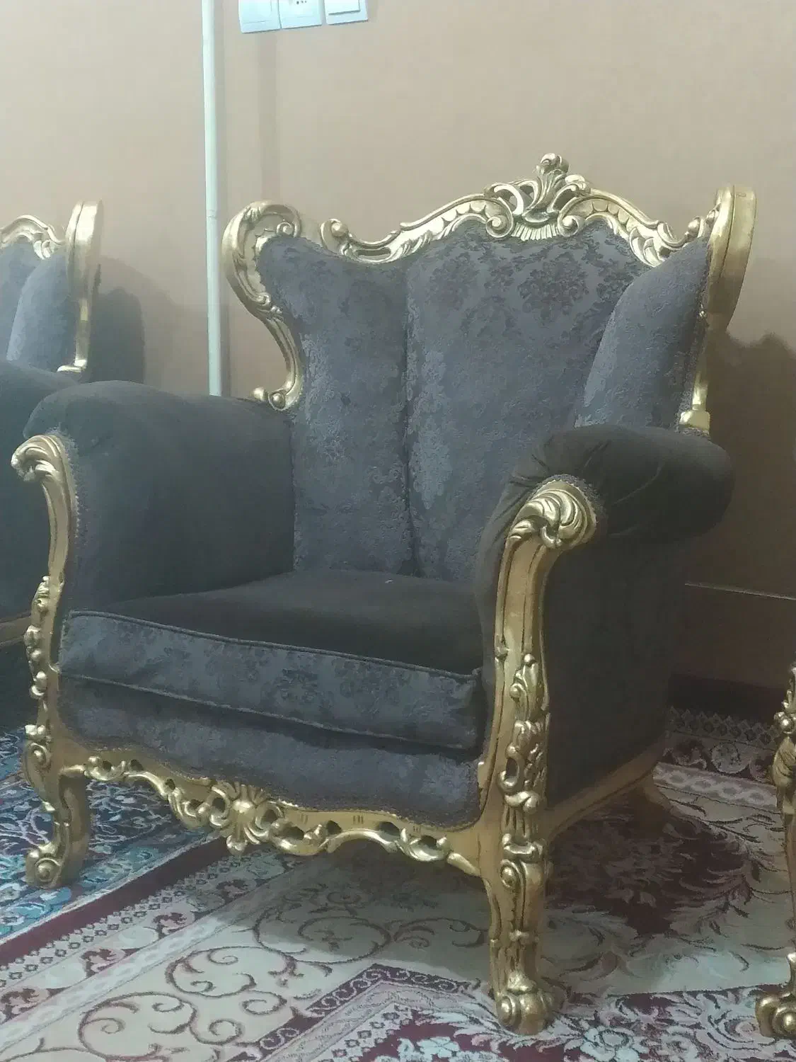 مبل کلاسیک|مبلمان خانگی و میز عسلی|قم, زنبیل آباد|دیوار