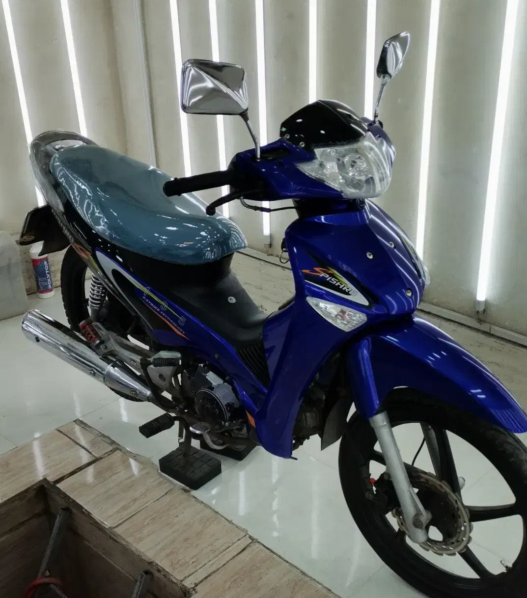 ویو رادیسون ۱۵۰کویر ۹۳|موتورسیکلت|لشت نشا, |دیوار