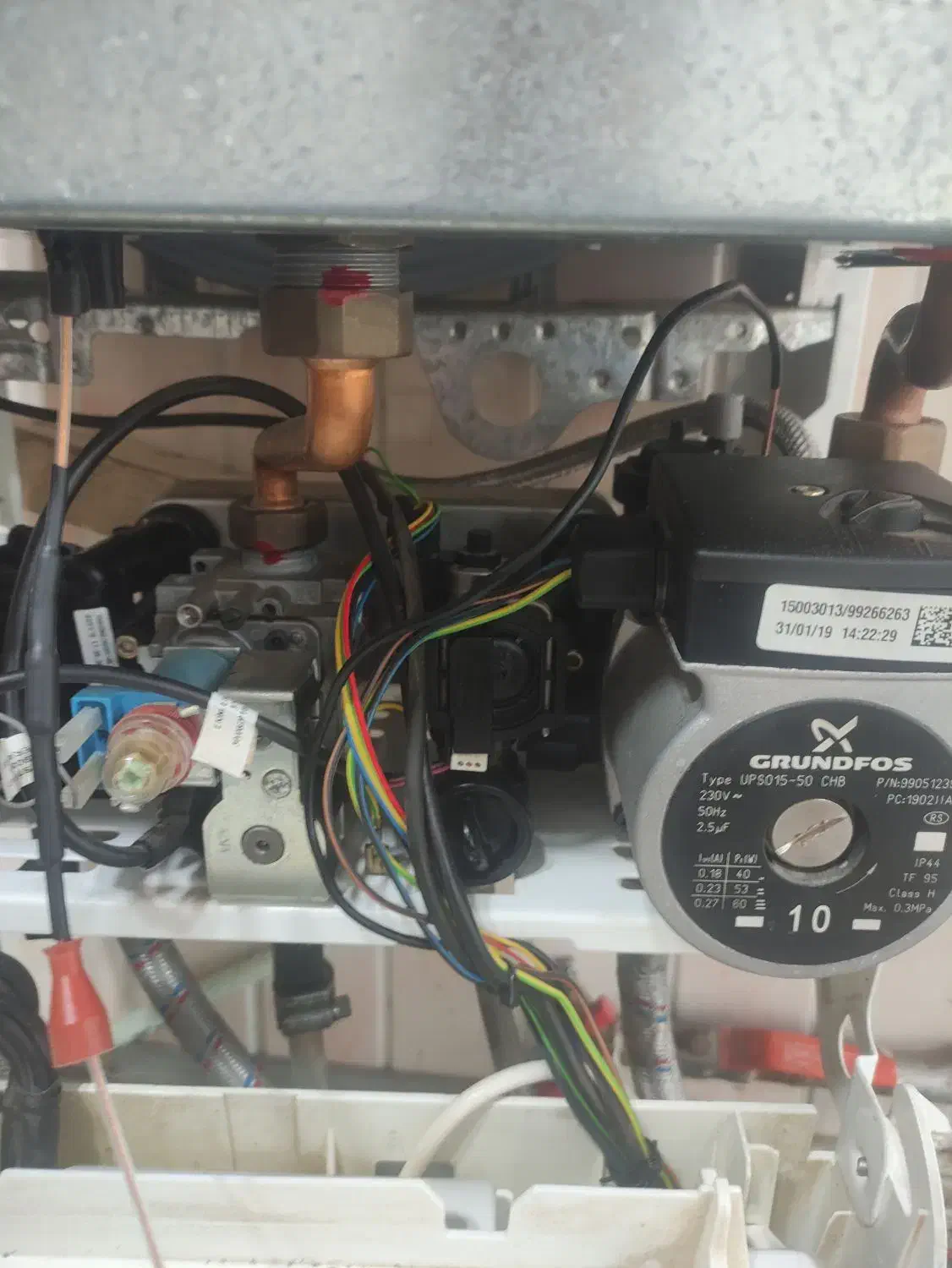 نصب و تعمیر پکیج و آبگرمکن و کولر گازی و کولر آبی|خدمات پیشه و مهارت|تربت‌حیدریه, اندیشه|دیوار