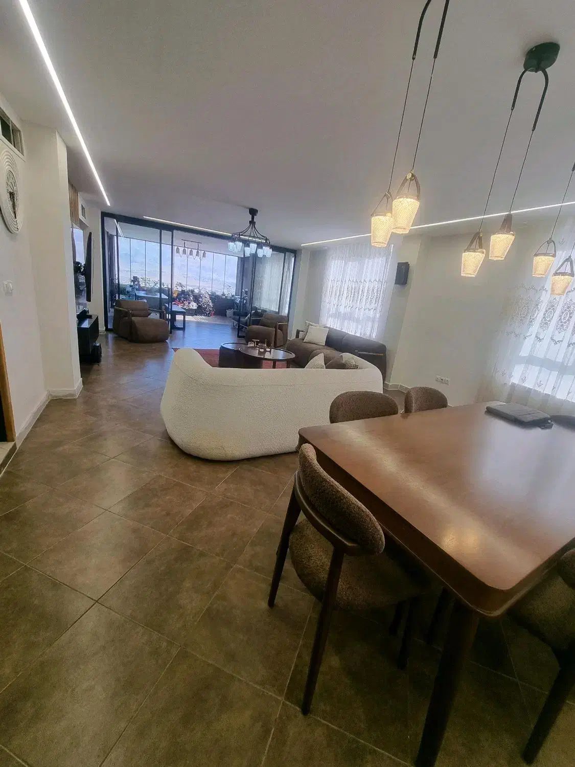 اپارتمان ۲۰۰ متری طبقه اخر|فروش آپارتمان|سنندج, |دیوار