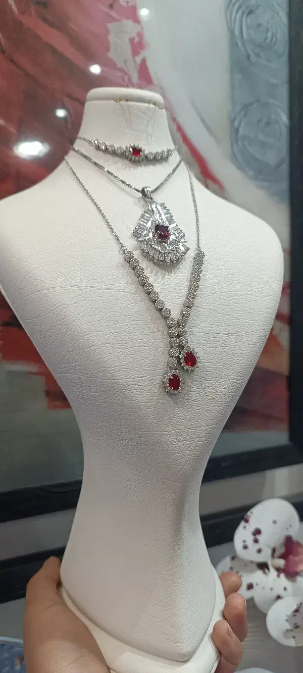 کادوی شما نشانگر ارزش و اندازه دوس داشتنتون هست|جواهرات|ارومیه, |دیوار