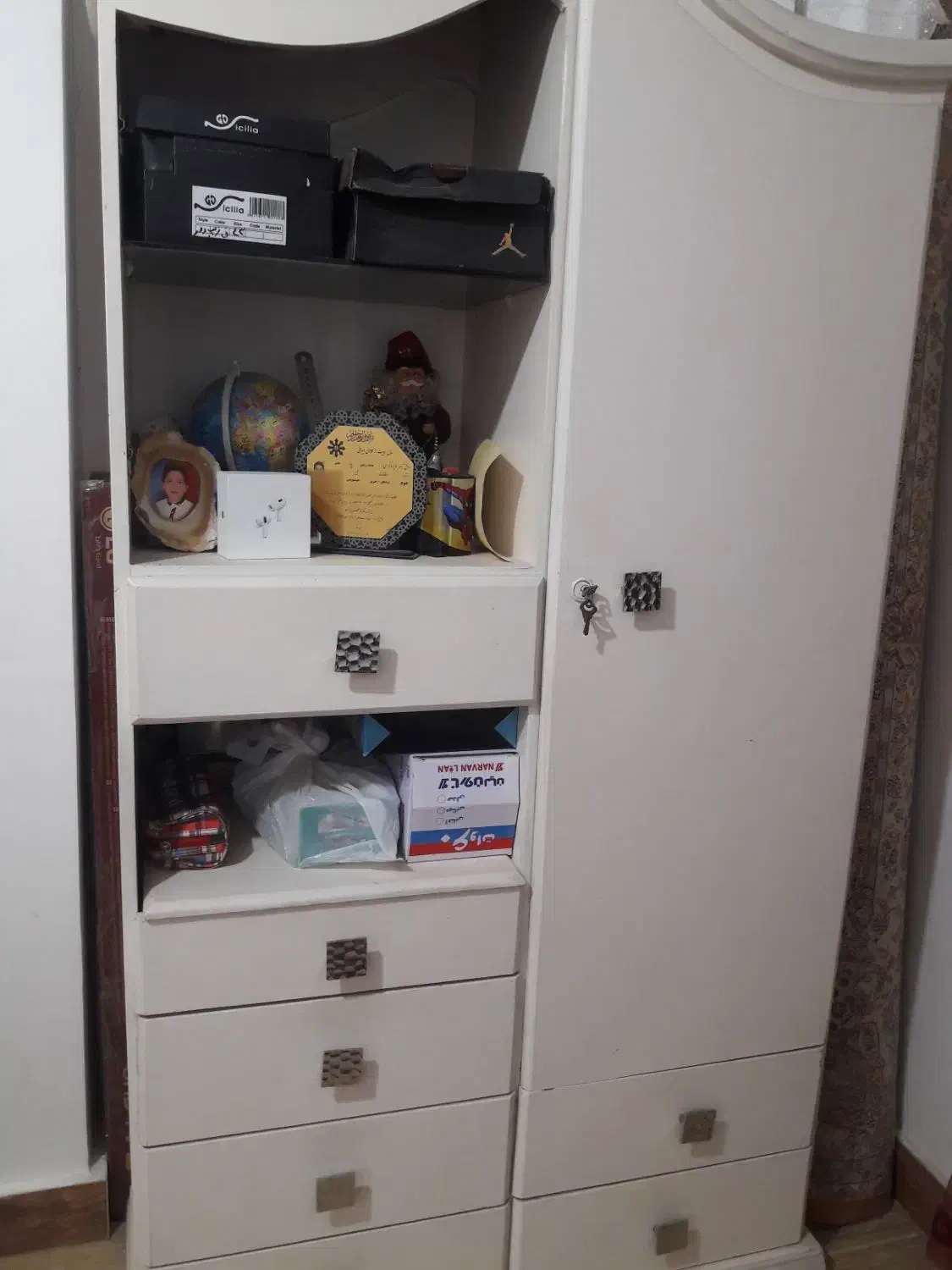 کمد نوجوان چوبی سالم و مرتب|تخت و سرویس خواب|بندرعباس, |دیوار