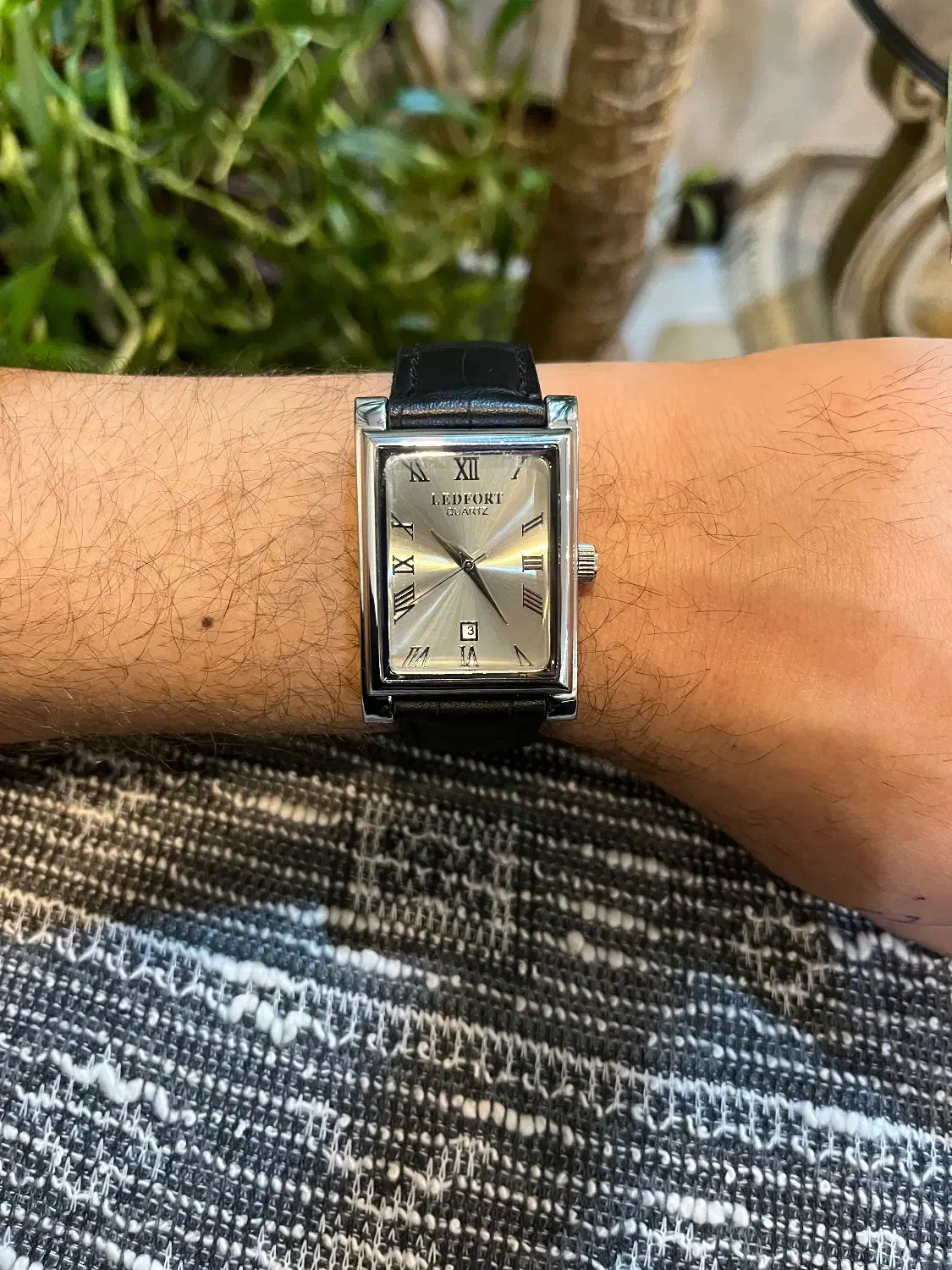 ساعت مردانه لدفورت|ساعت|اصفهان, رکن الدوله شرقی|دیوار