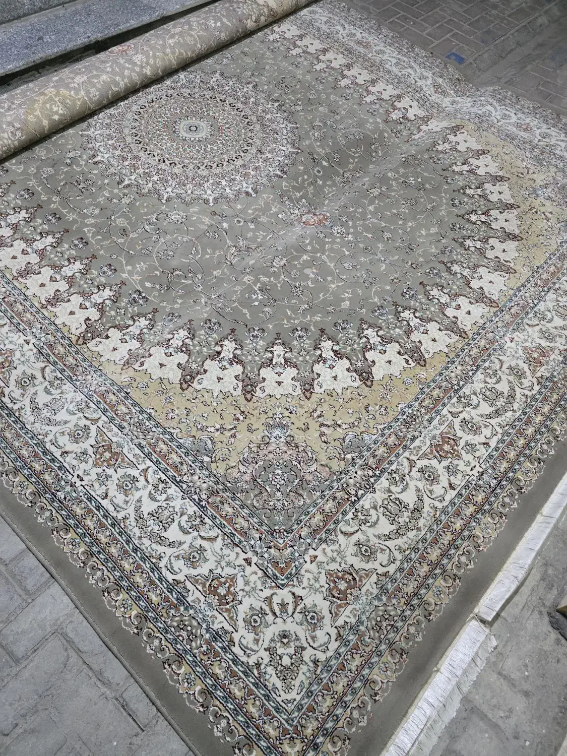 2 تخته فرش ۳ در ۴ گردویی|فرش|بوکان, |دیوار