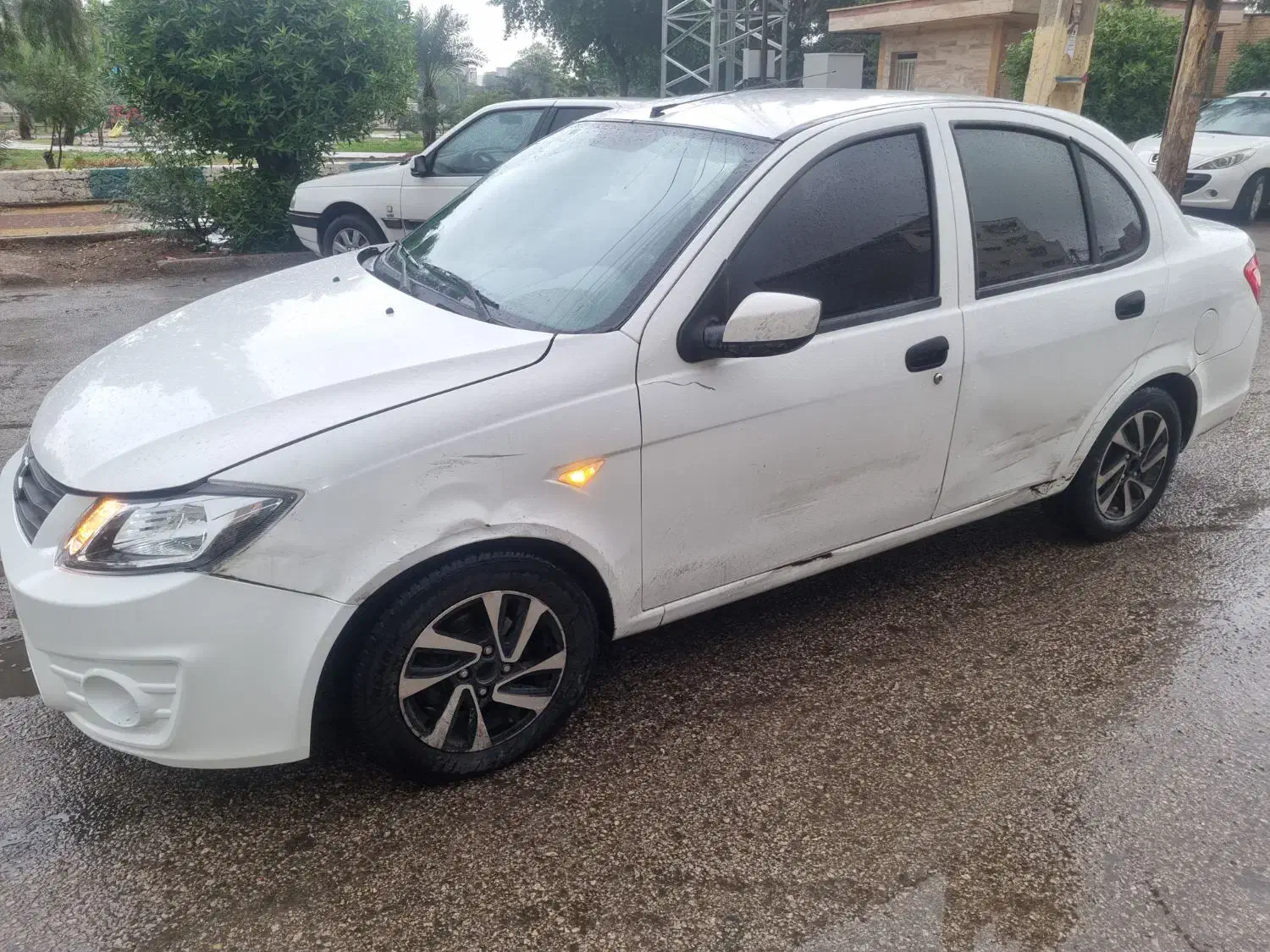 ساینا 98بدون رنگ|خودرو سواری و وانت|اهواز, حصیرآباد|دیوار