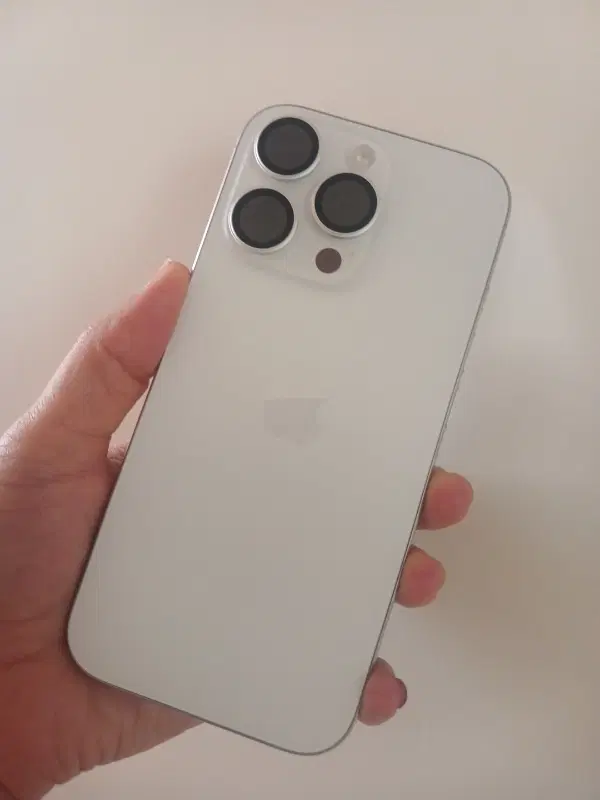 iPhone 16 pro|موبایل|مبارکه, |دیوار