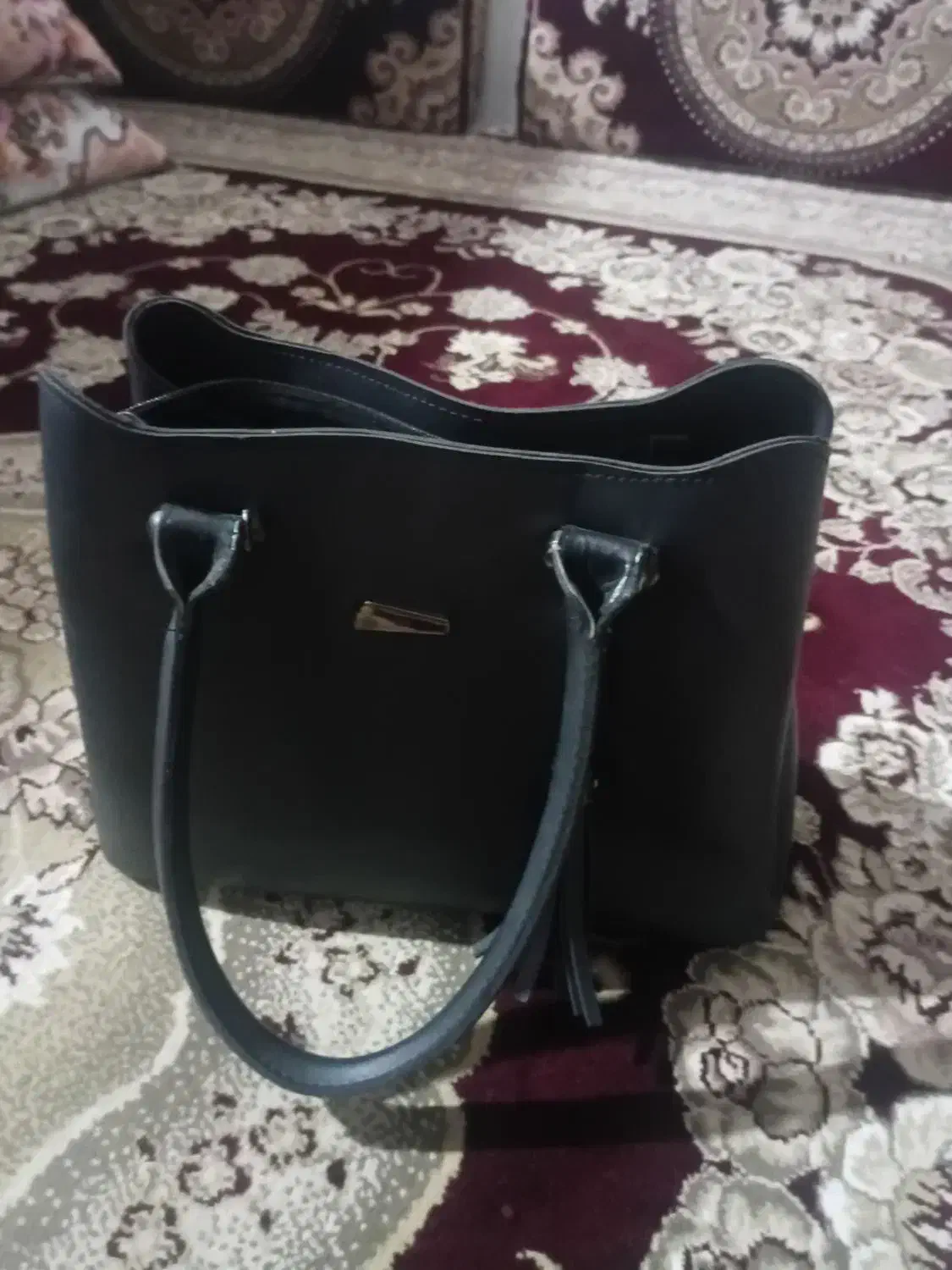 گمشده|اشیا|سنندج, |دیوار