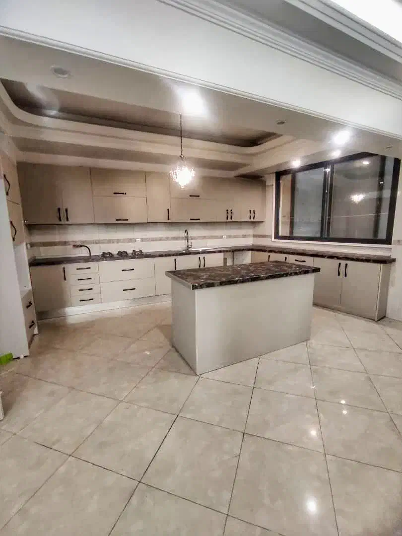 ۱۷۰متر/۳خواب/مستر/تاپ لوکیشن سعادت اباد