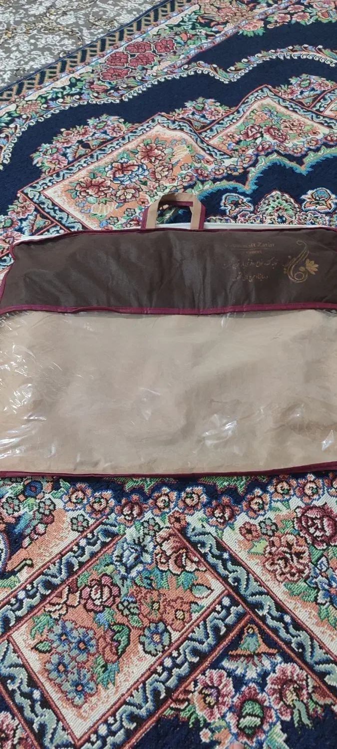 روفرشی ۶متری مخمل بافت زرین یزدکاملا نو|روفرشی|مشهد, کشف|دیوار