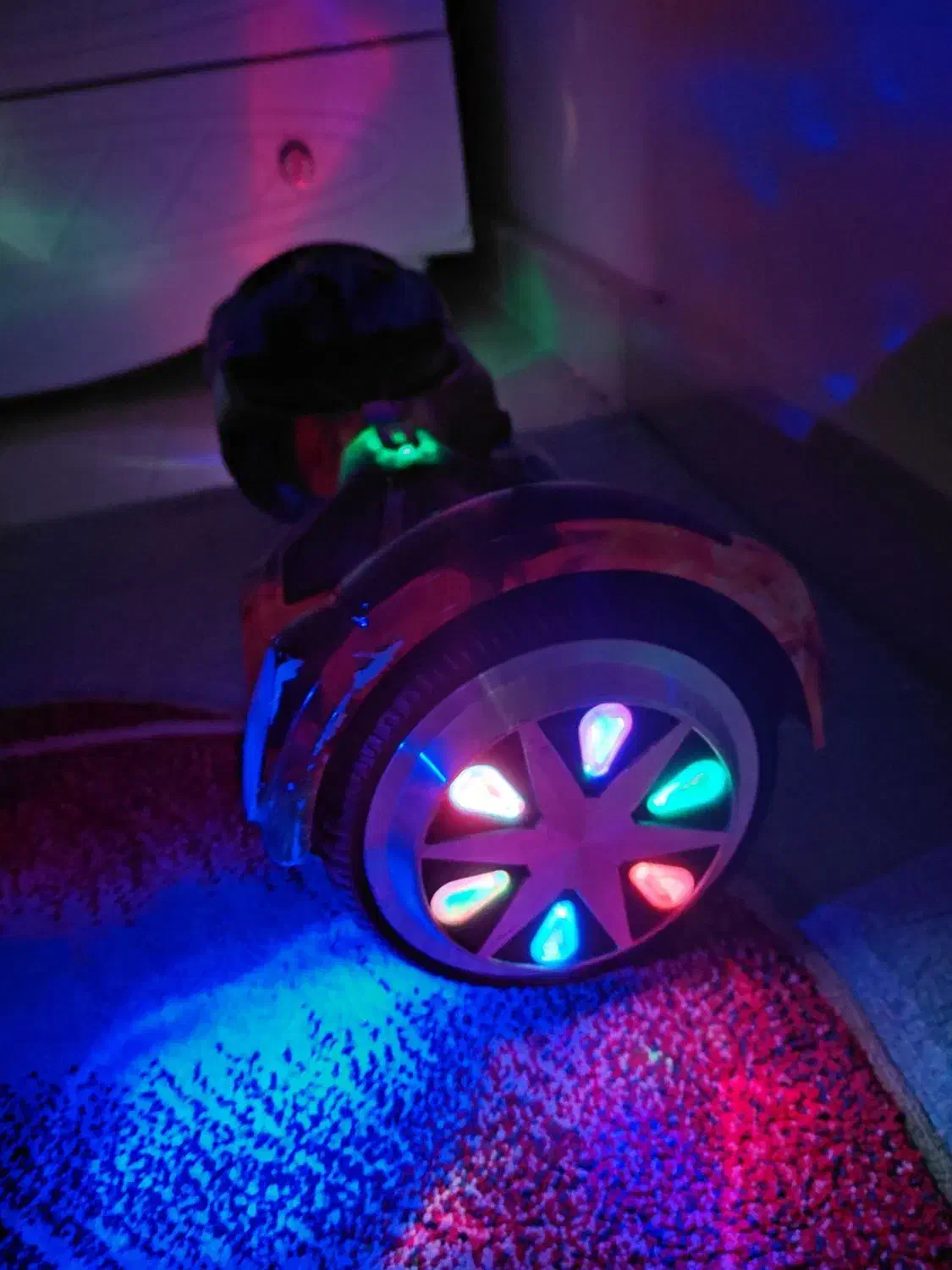 اسکوتر برقی آب و اتش|دوچرخه، اسکیت، اسکوتر|رشت, باهنر|دیوار