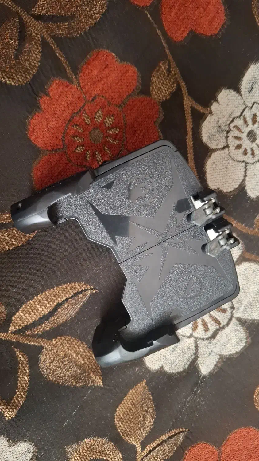 یک عدد دسته بازی|لوازم جانبی موبایل و تبلت|تهران, ارامنه|دیوار