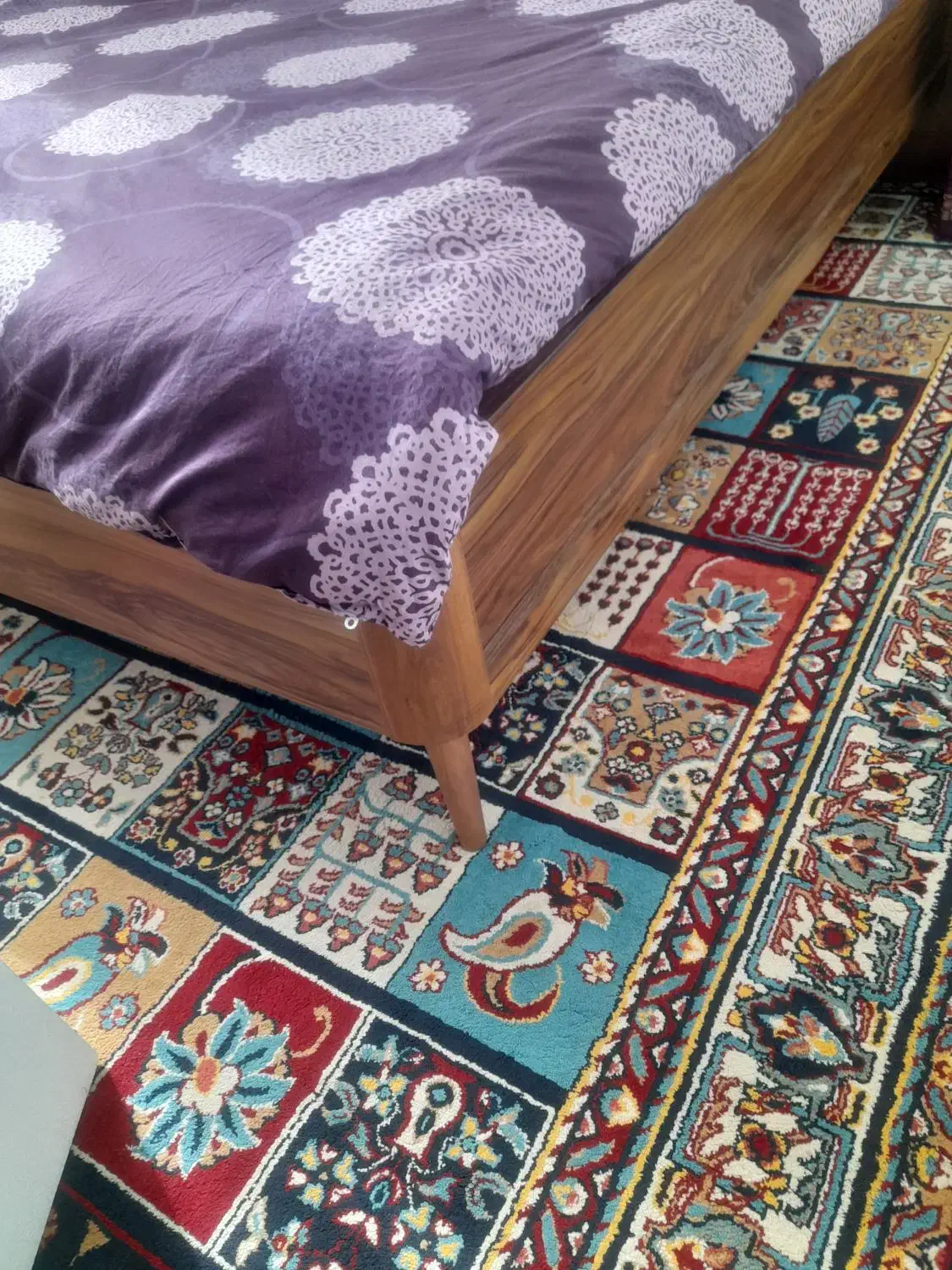 تخت دونفره درحدنووکمددودرریلی کشودار|تخت و سرویس خواب|شاهینشهر, عطار|دیوار