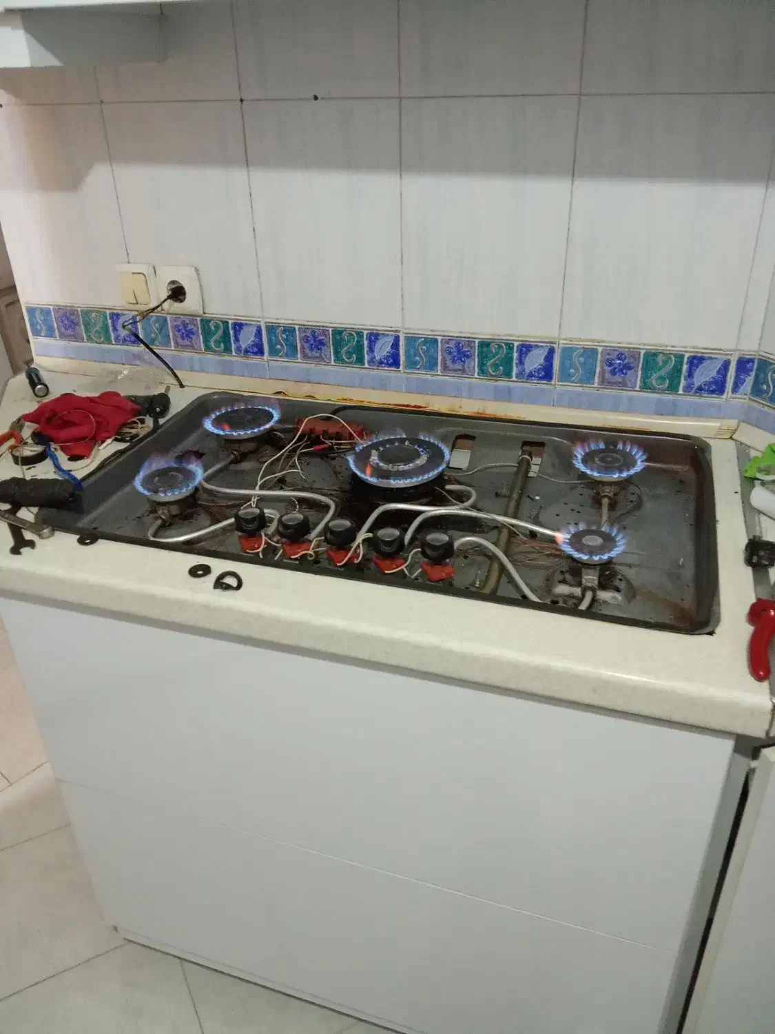 سرویس گاز صفحه ای  آبگرمکن بخاری گازی درمنزل|خدمات پیشه و مهارت|اراک, |دیوار