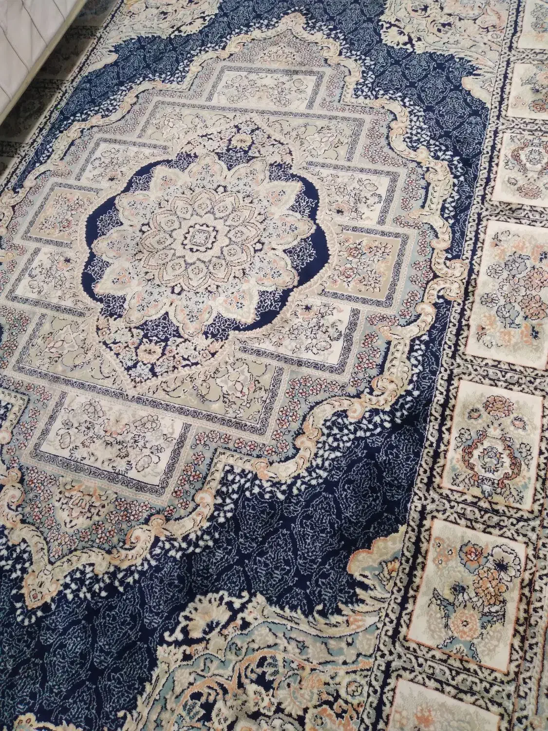 فرش۹ متری  ۷۰۰ شانه ۲۵۵۰ تراکم|فرش|اسلام‌شهر, شهرک واوان|دیوار