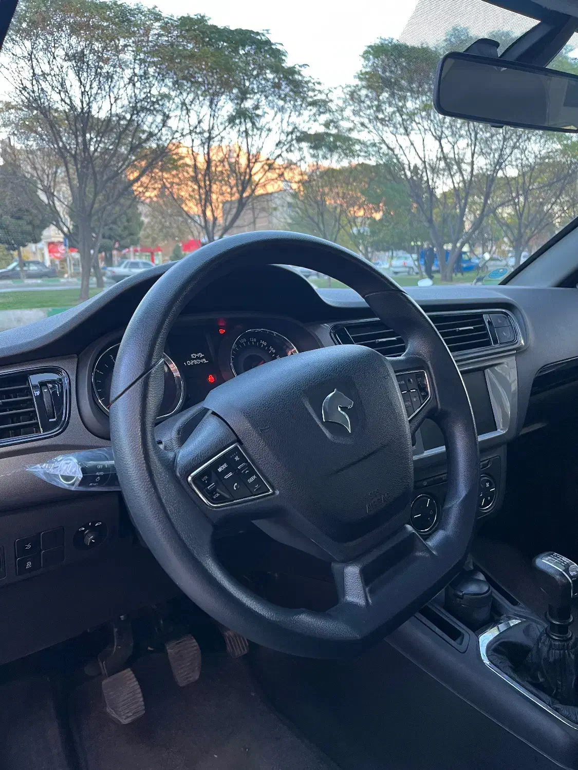 تارا v1p|خودرو سواری و وانت|خرم‌آباد, |دیوار