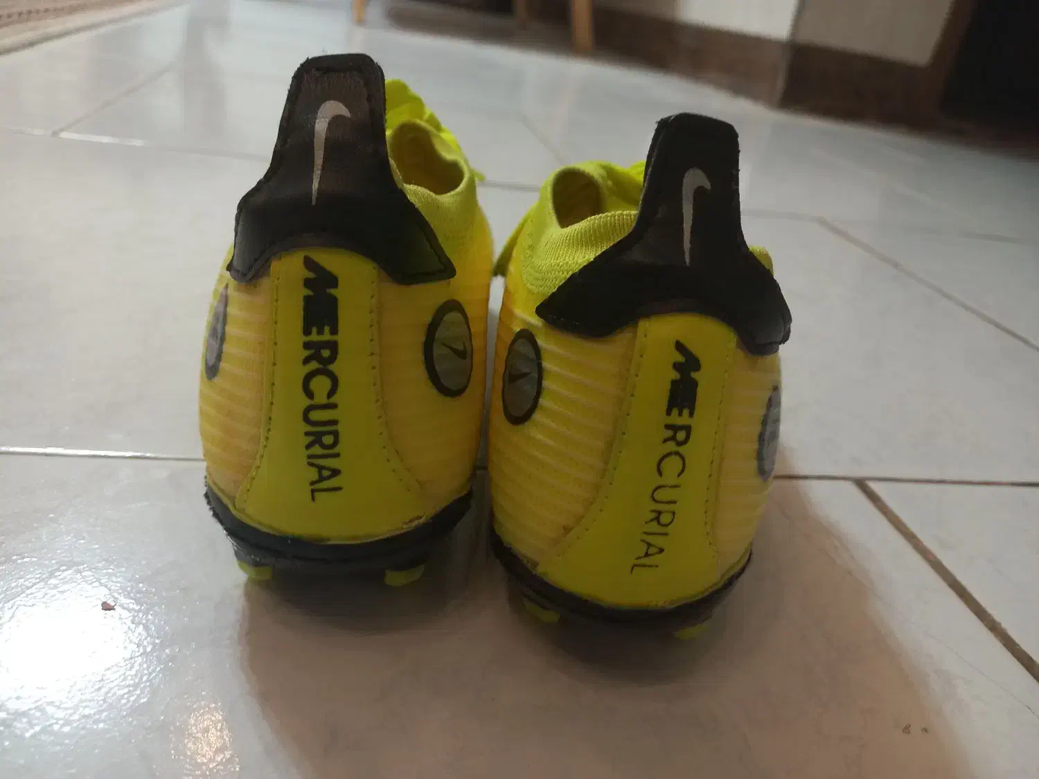 کفش فوتبالی استوک نو نایکی|کیف، کفش، کمربند|کرمانشاه, |دیوار