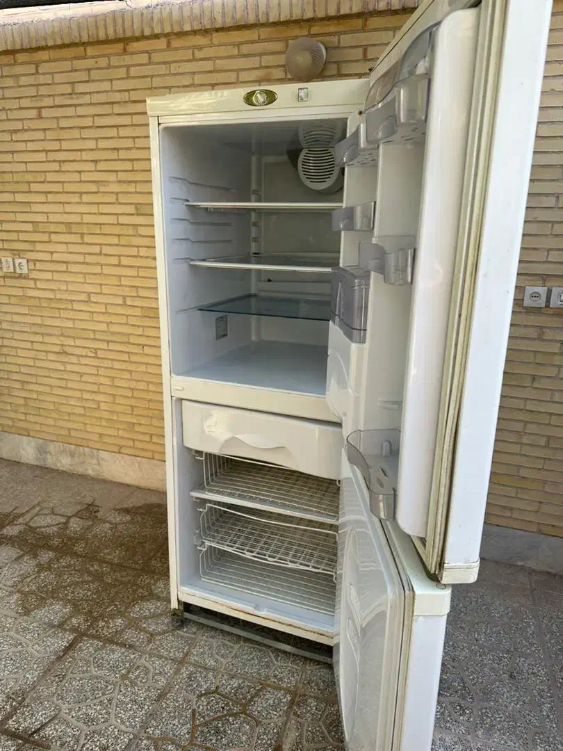 یخچال فریز اسنوا|یخچال و فریزر|یزد, |دیوار