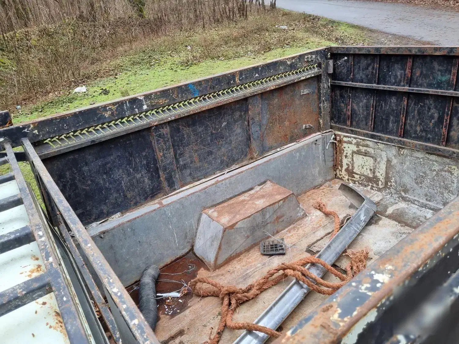 وانت|خودرو سواری و وانت|تالش, هشتپر|دیوار