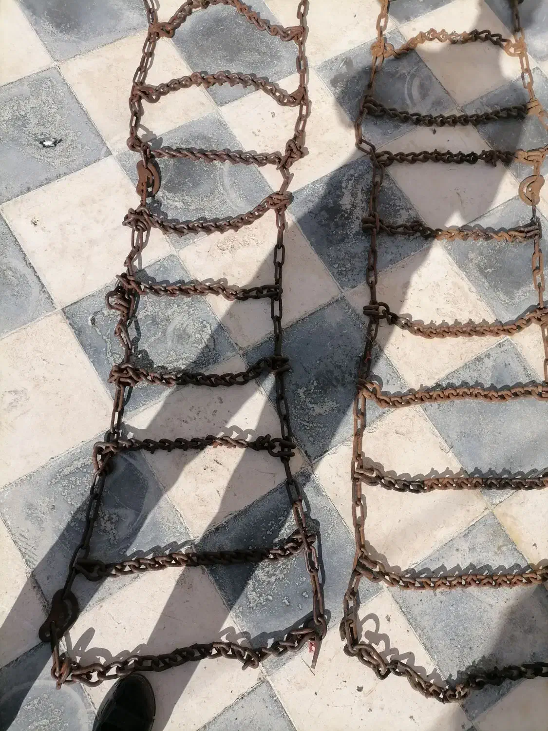 زنجیر چرخ|قطعات یدکی و لوازم جانبی|شیراز, شهرک زینبیه|دیوار